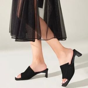 Elegant Black Women's Sandals